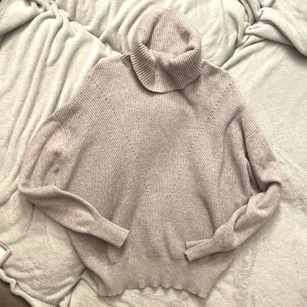 Philosophy Cowlneck Sweater - Medium - Gray